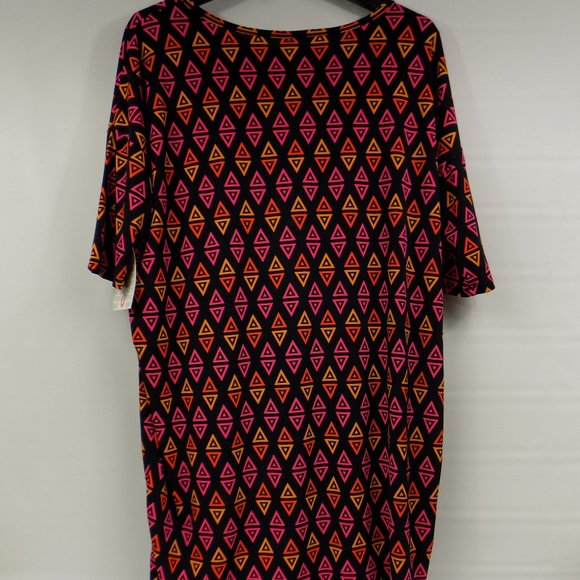 LuLaRoe Irma Triangle/Diamond Print Tunic Top Size S NWT - Picture 4 of 9